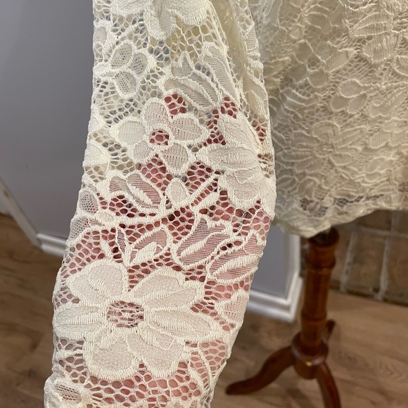 NWOT BiBi Sheer Lace Top - Picture 3 of 8